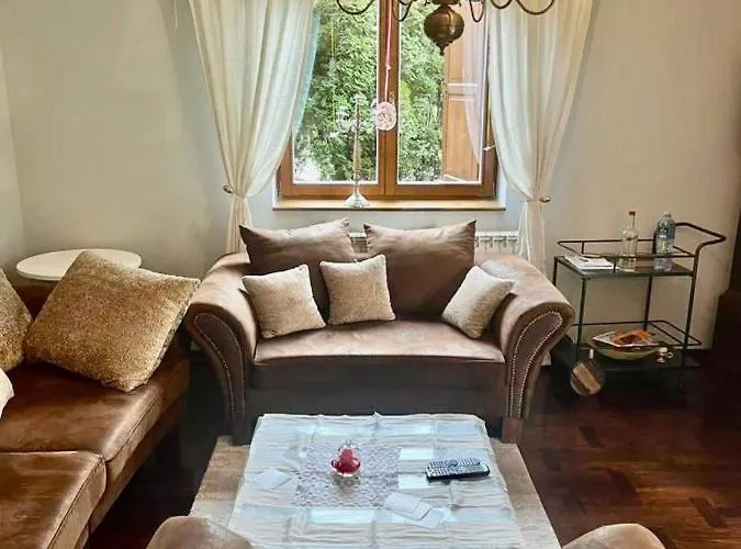 아파트 Lux Aronija